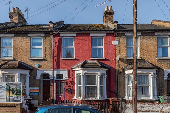 3 Bedroom House For Sale In St. Johns Road, Walthamstow, E17