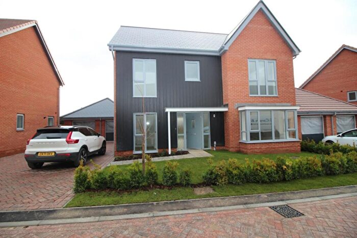 4 Bedroom Detached House To Rent In Minikin Close, Coggeshall, CO6