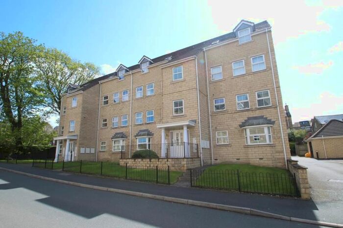 3 Bedroom Flat To Rent In Navigation Drive, Apperley Bridge, BD10