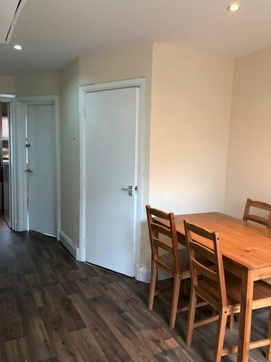 3 Bedroom Cottage To Rent In High Road, London, NW10