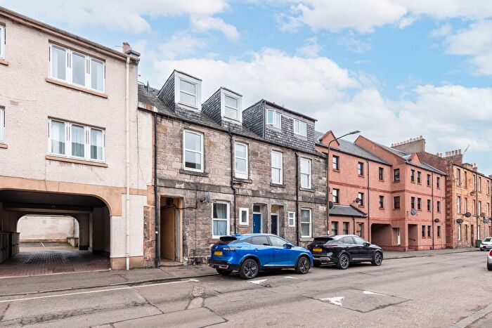 3 Bedroom Flat For Sale In C, Market Street, Musselburgh, EH21