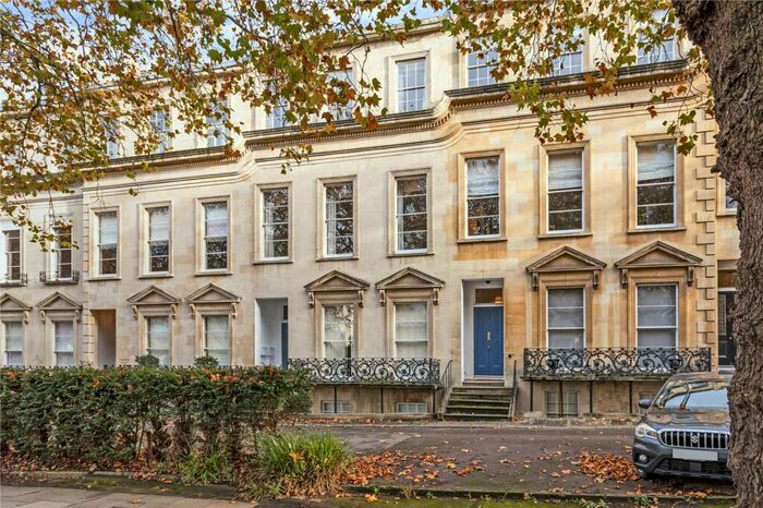 2 Bedroom Apartment To Rent In Royal Parade, Cheltenham, GL50