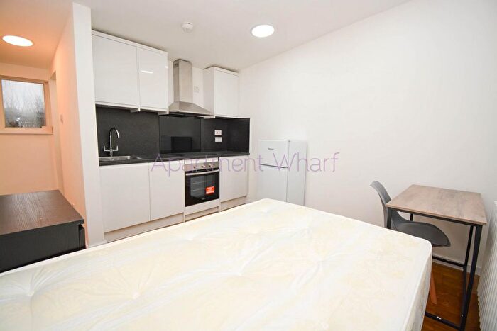 1 Bedroom Flat To Rent In Studio B, Edwin Street, Canning Town, E16