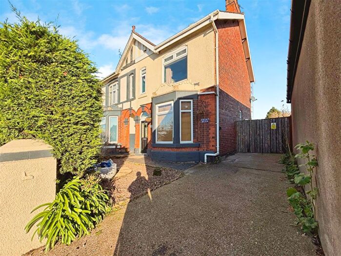 3 Bedroom Semi Detached House For Sale In Station Road, Sutton-In-Ashfield, NG17