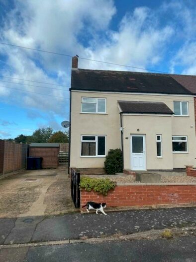 3 Bedroom Semi-Detached House To Rent In Leys Crescent, South Kilworth, LE17