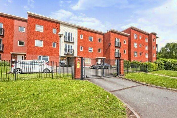 2 Bedroom Flat To Rent In Priory Court, Birmingham, B5