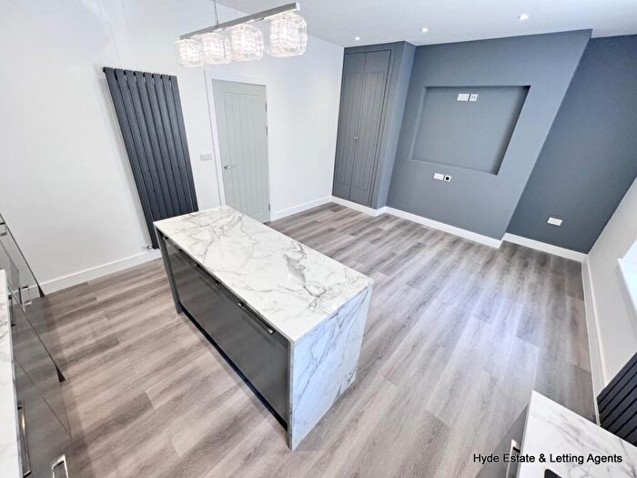 2 Bedroom Apartment To Rent In Parsons Lane, / Parsons Lane, Bury, BL9