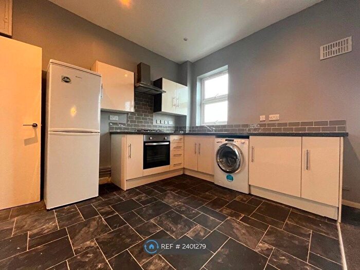 3 Bedroom Maisonette To Rent In City Road, Bristol, BS2