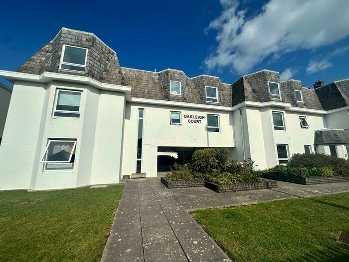 2 Bedroom Flat To Rent In Aldwick Road, Bognor Regis, PO21