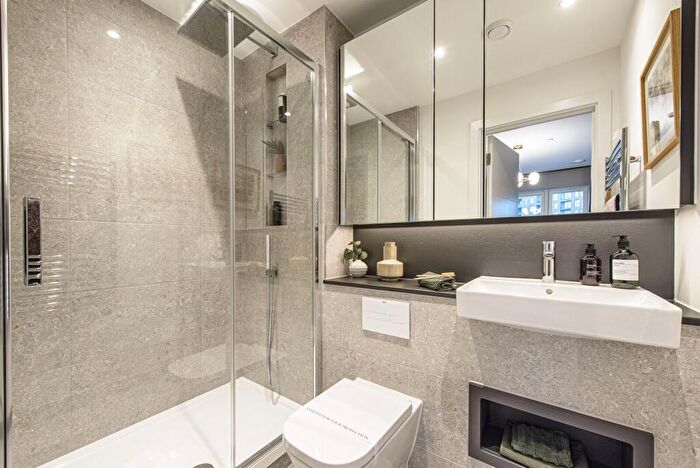 3 Bedroom Flat For Sale In Colindale Gardens, Colindale, NW9