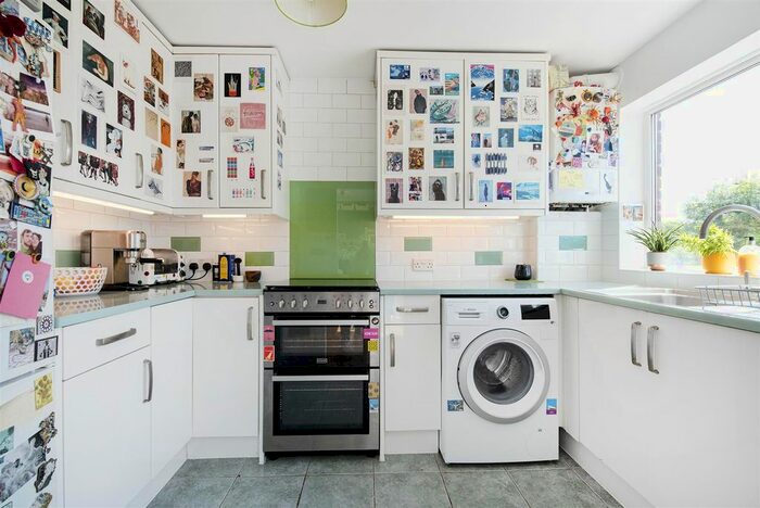 1 Bedroom Flat To Rent In Wellesley Road, Chiswick, W4