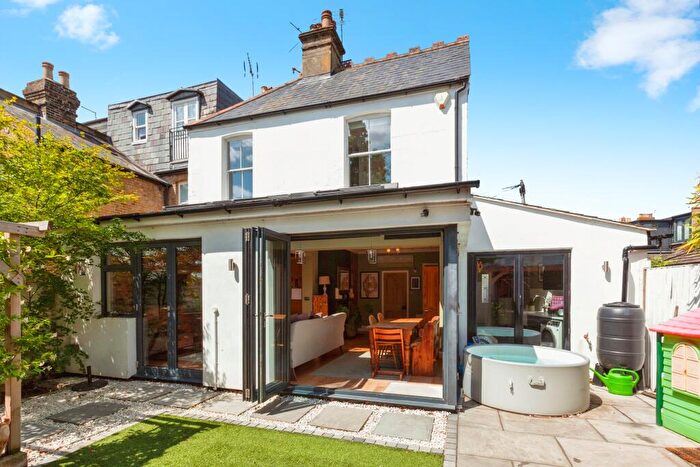 3 Bedroom Detached House For Sale In Bourne Avenue, Windsor, SL4