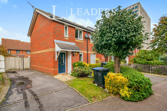 2 Bedroom Property To Rent In Turnors, CM20