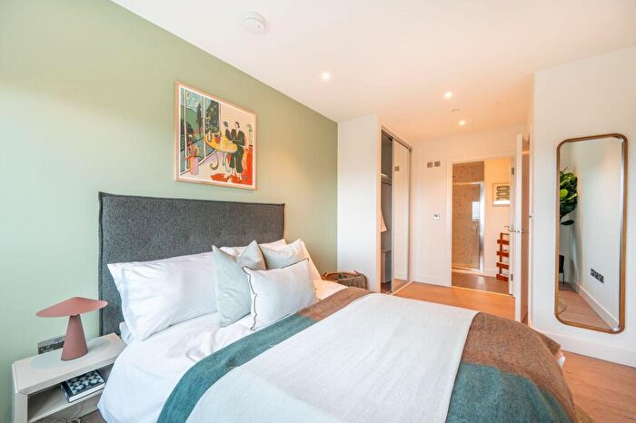 3 Bedroom Flat To Rent In Uncle Wembley, Wembley, HA9