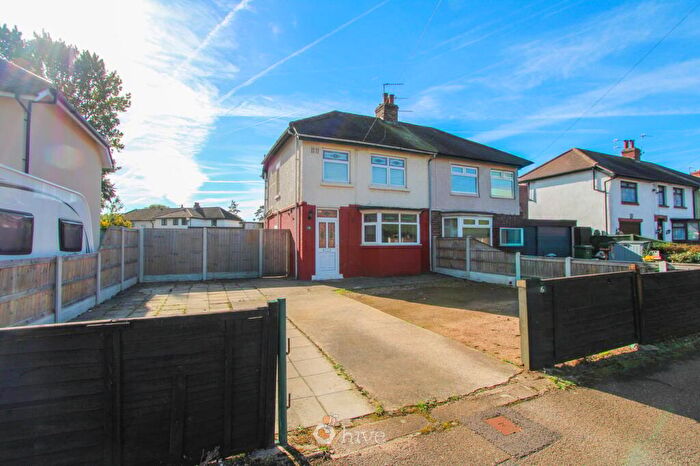 3 Bedroom Semi-Detached House For Sale In Gurth Avenue, Edenthorpe, Doncaster, DN3