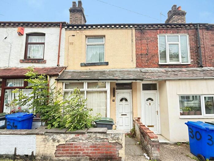2 Bedroom Terraced House For Sale In King William Street, Stoke-On-Trent, ST6