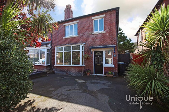 3 Bedroom Semi-Detached House For Sale In Holmefield Road, Lytham St. Annes, FY8