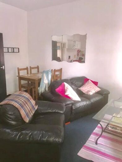 3 Bedroom Flat To Rent In B Alfreton Road, Nottingham, NG7