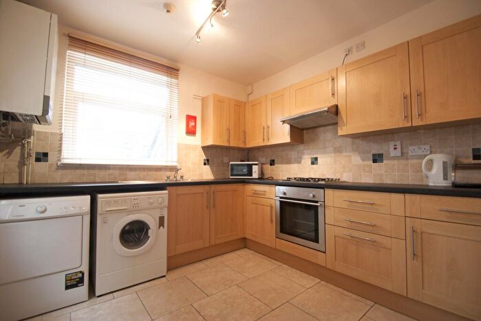4 Bedroom House To Rent In Hazeldean Avenue, Cathays, CF24