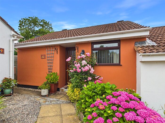 2 Bedroom Bungalow For Sale In Higher Whiterock, Wadebridge, Cornwall, PL27