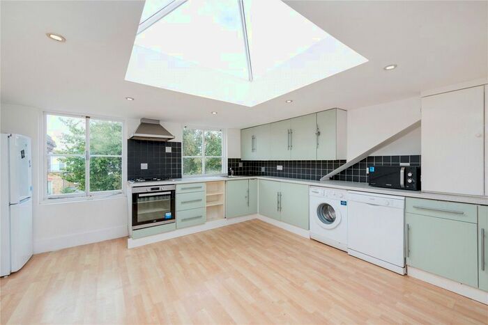 2 Bedroom Flat To Rent In Antrobus Road, London, W4
