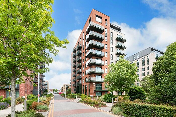 2 Bedroom Flat For Sale In Sibley House, UB1