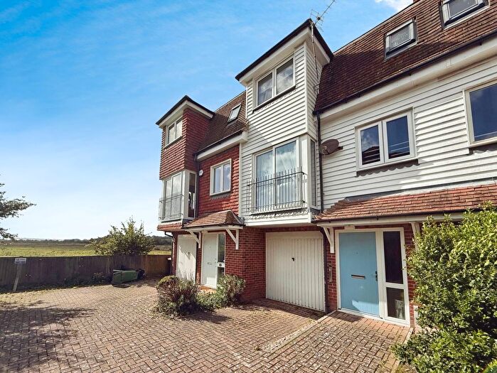 2 Bedroom Terraced House For Sale In Western Barn Close, Rye, TN31