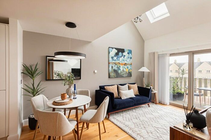 2 Bedroom Duplex To Rent In Cirencester Road, Tetbury, Gloucestershire, GL8