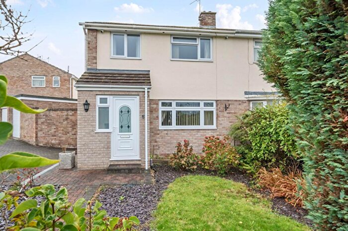3 Bedroom Semi-Detached House For Sale In Stonewell Drive, Congresbury, BS49