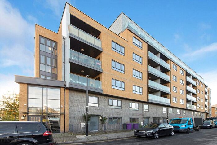 2 Bedroom Flat To Rent In Pedley Street, Shoredtich, E1