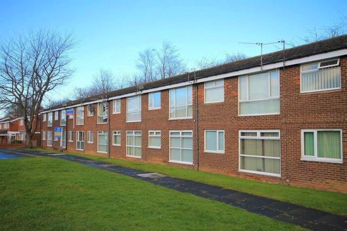 1 Bedroom Apartment To Rent In Middleham Road, Newton Hall, Durham, DH1