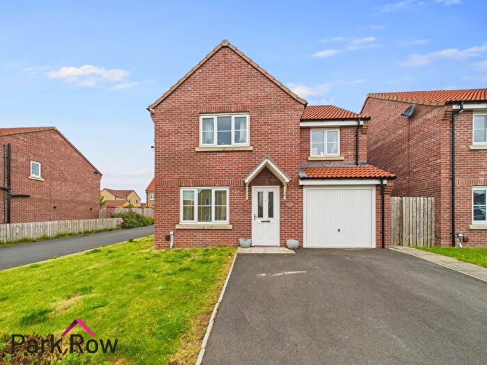 4 Bedroom Detached House For Sale In Egremont Place, Sherburn In Elmet, Leeds, LS25