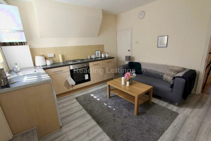 Studio To Rent In Addington Road, Reading, RG1