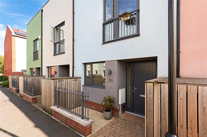 3 Bedroom Terraced House For Sale In Southey Street, Bristol, Somerset, BS2