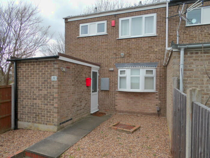3 Bedroom End Of Terrace House To Rent In Barbury Drive, Clifton, NG11