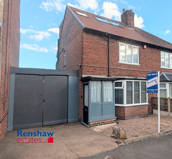 5 Bedroom Semi-detached House For Sale In Queens Avenue, Ilkeston, Derbyshire, DE7