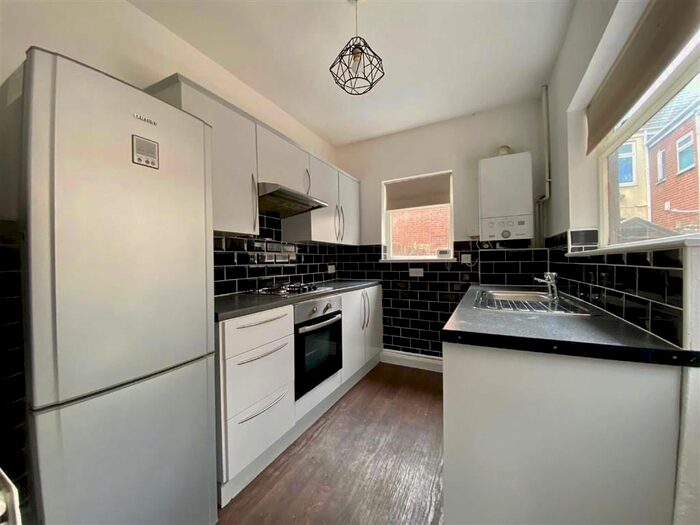 2 Bedroom Terraced House To Rent In Abbey Street, Hull, HU9