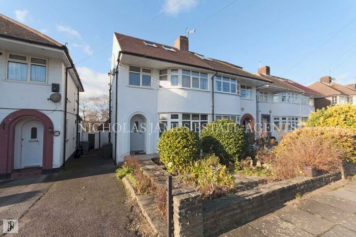 4 Bedroom Semi-Detached House To Rent In Ashfield Road, Southgate, N14