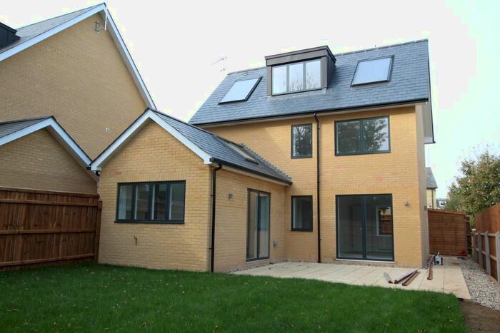 4 Bedroom Detached House To Rent In Queen Anne Court, Mill Road, Royston, SG8