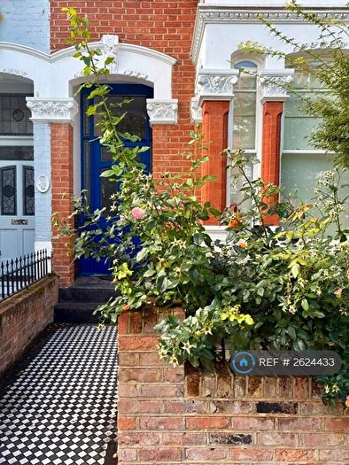 1 Bedroom Maisonette To Rent In Carysfort Road, London, N16