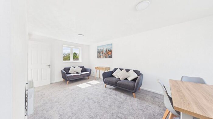 2 Bedroom Flat For Sale In Campbell Gordon Way, Cricklewood, NW2