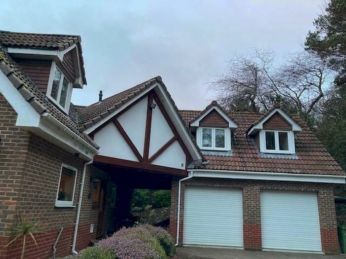 1 Bedroom Flat To Rent In Cliff Road, Hythe, CT21