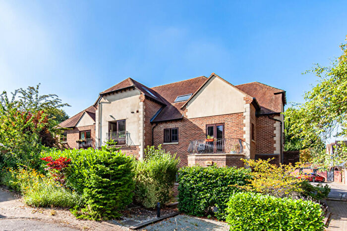 1 Bedroom Apartment To Rent In Delawarr Gardens, Botley, OX2