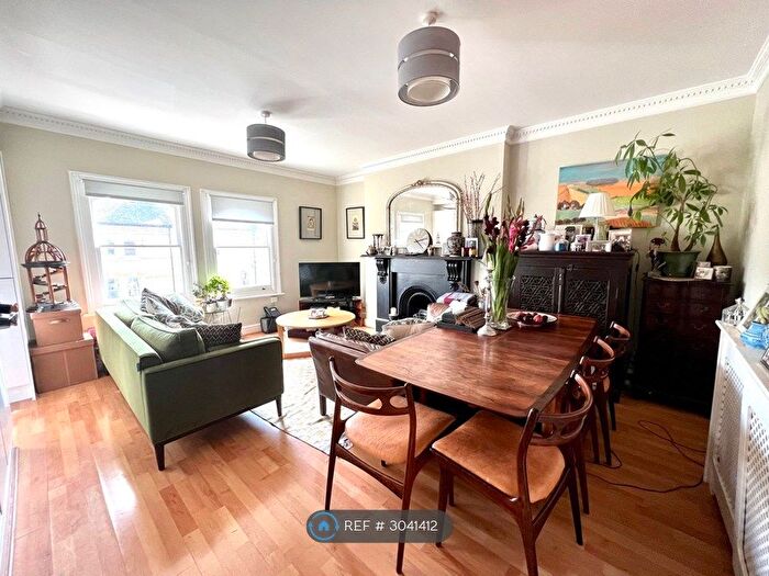 3 Bedroom Maisonette To Rent In Edith Road, London, W14