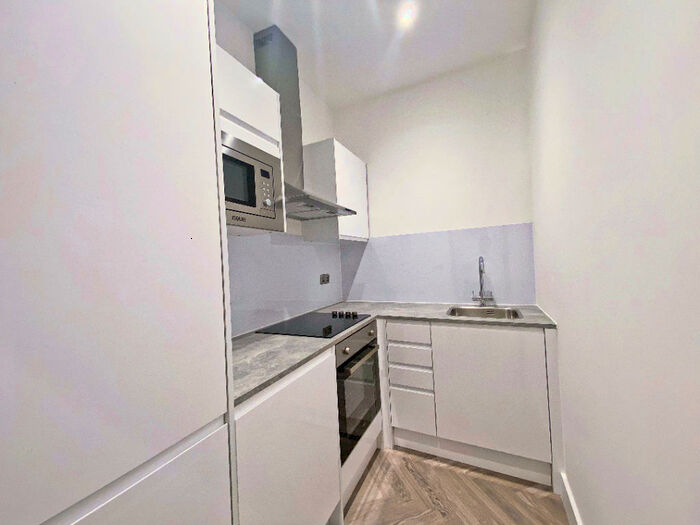 1 Bedroom Apartment To Rent In Oakley Place, Fleet, GU52