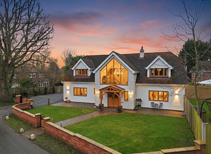 5 Bedroom Detached House For Sale In Cherry Garden Lane, Danbury, CM3