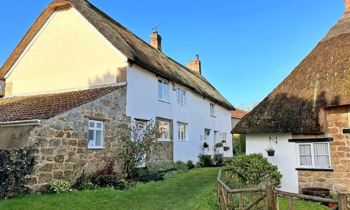 2 Bedroom Property For Sale In Barrington, Ilminster, TA19