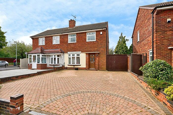 2 Bedroom Semi-Detached House For Sale In Durham Road, Wednesbury, WS10