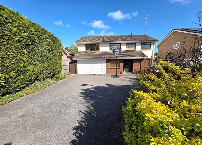 4 Bedroom Detached House For Sale In Tollerford Road, West Canford Heath, Poole, BH17