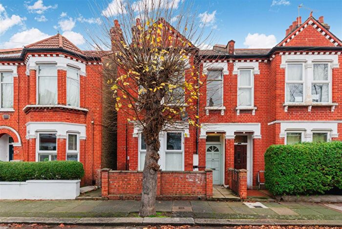 2 Bedroom Flat For Sale In Warren Road, Colliers Wood, SW19